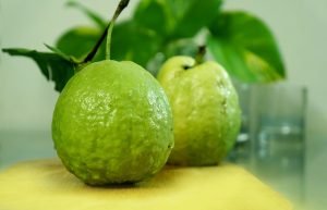 guava, fruit, diverticulitis