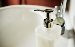 liquid soap, simple DIY soap recipes